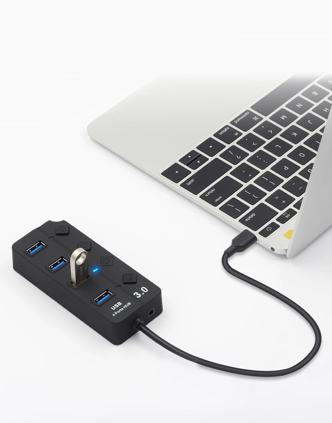 usb hub die usb stick ondersteund aan een laptop